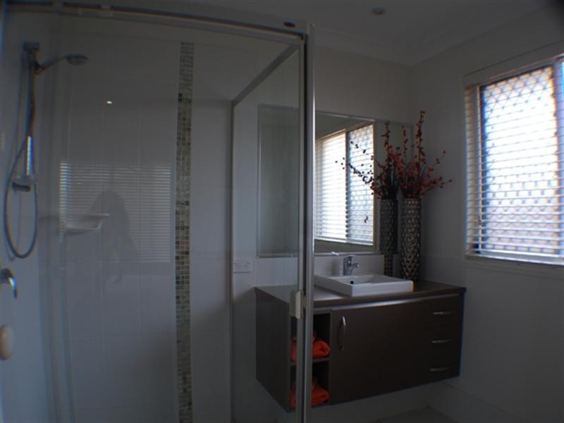 64 Higgs Crct, Wynnum West QLD 4178