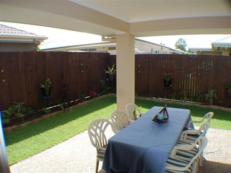 64 Higgs Crct, Wynnum West QLD 4178