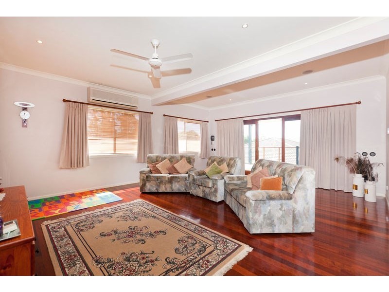 286 Preston Road, Wynnum West QLD 4178