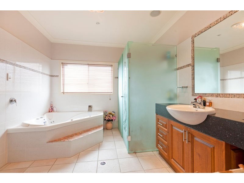 286 Preston Road, Wynnum West QLD 4178