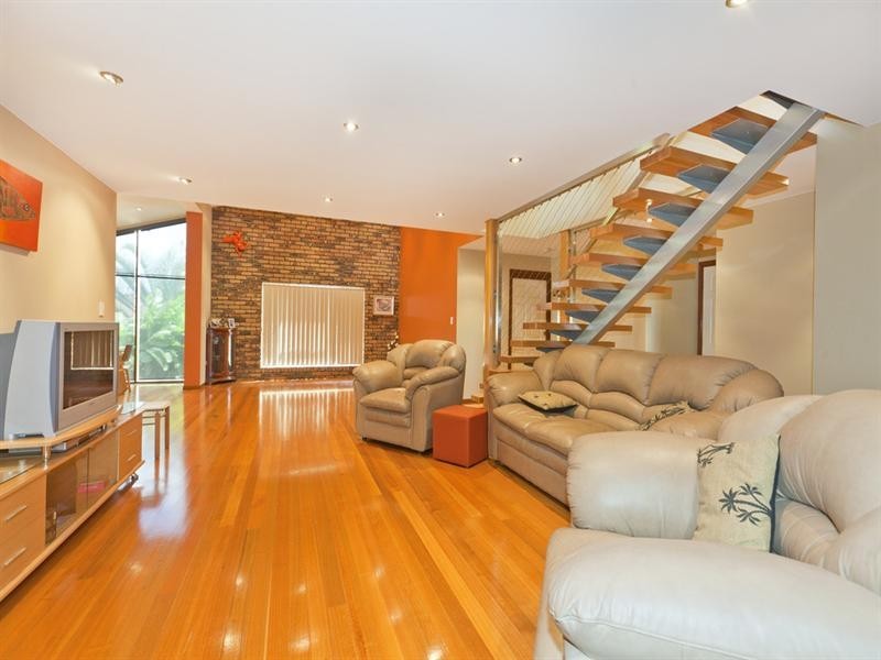 3 Carlile Place, Wynnum West QLD 4178