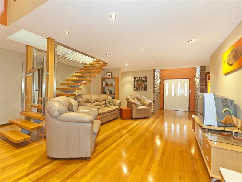 3 Carlile Place, Wynnum West QLD 4178