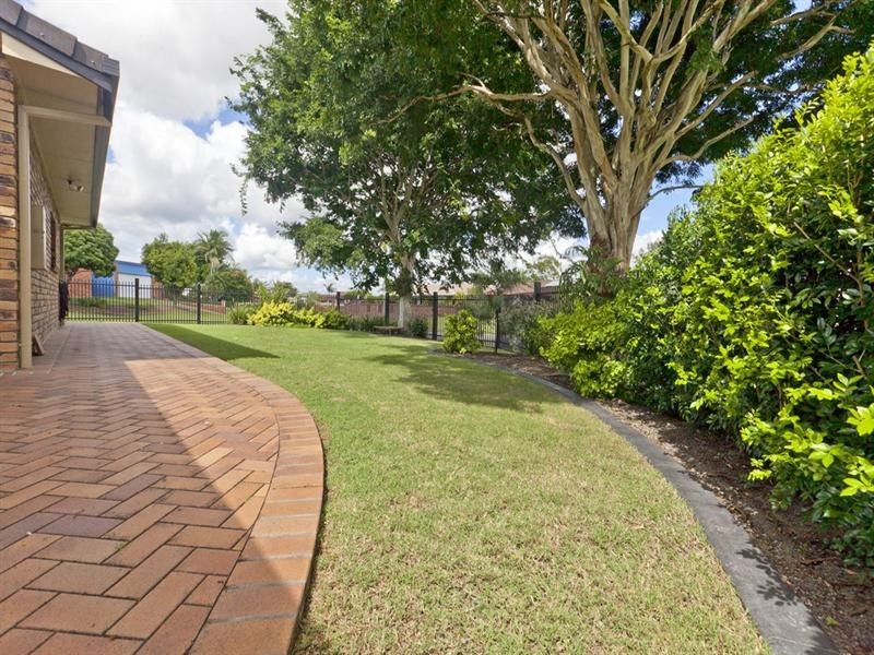 3 Carlile Place, Wynnum West QLD 4178