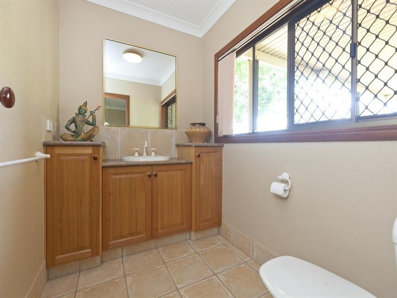3 Carlile Place, Wynnum West QLD 4178