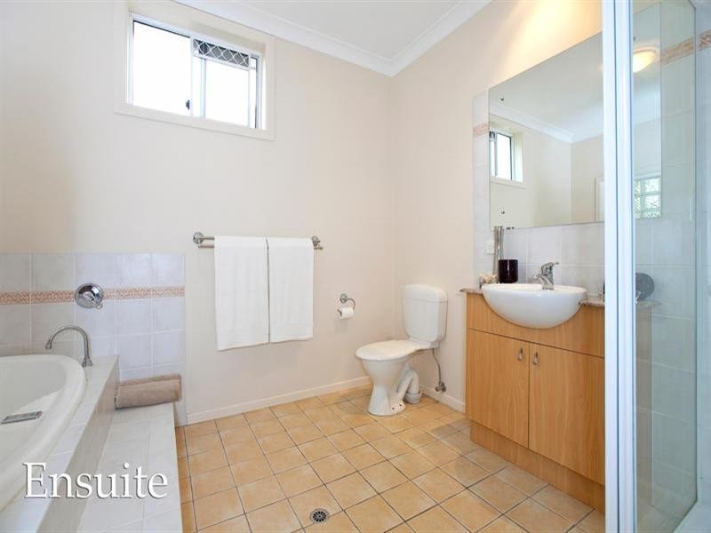 118 Kingsley Terrace, Manly QLD 4179