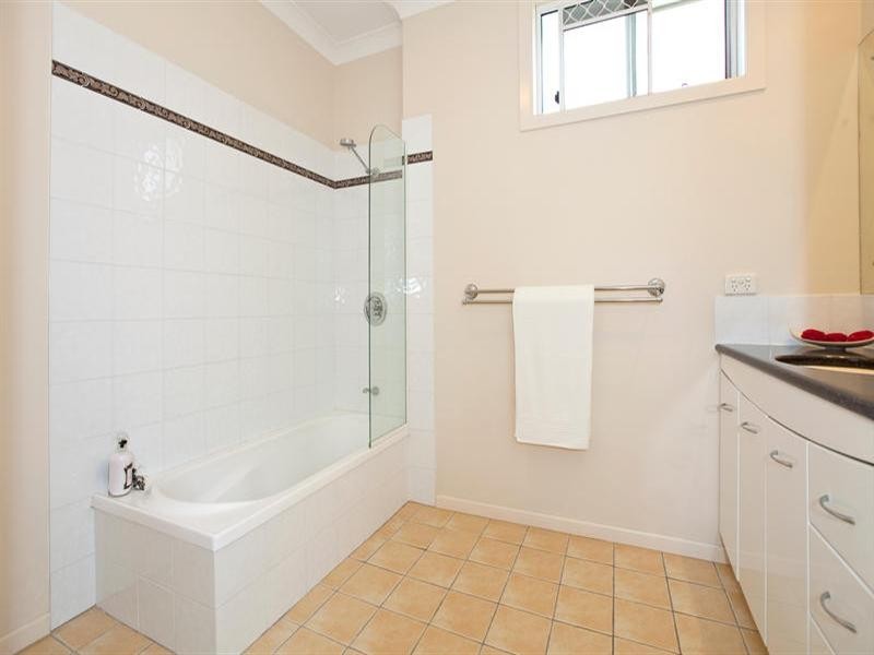 118 Kingsley Terrace, Manly QLD 4179