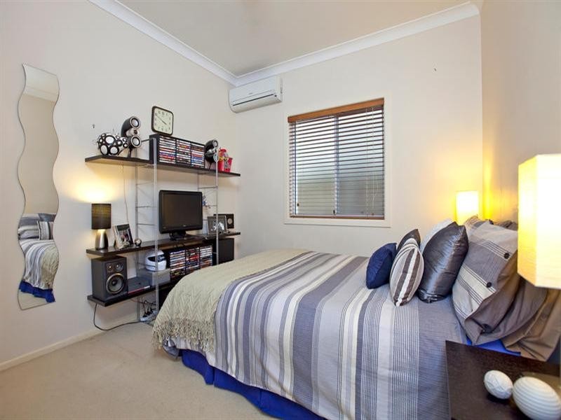 118 Kingsley Terrace, Manly QLD 4179