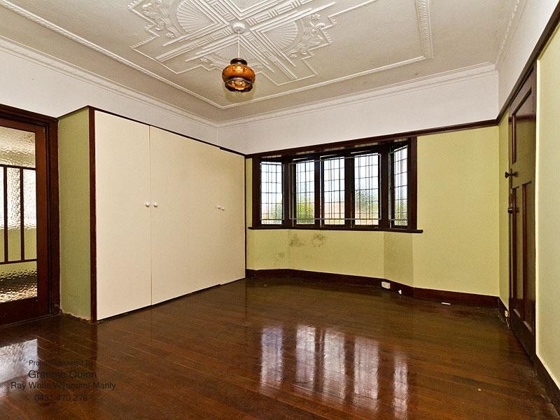 85 WALNUT Street, Wynnum QLD 4178