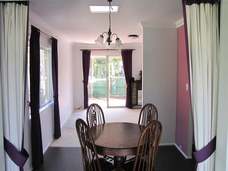 12 Leadale Street, Wynnum West QLD 4178