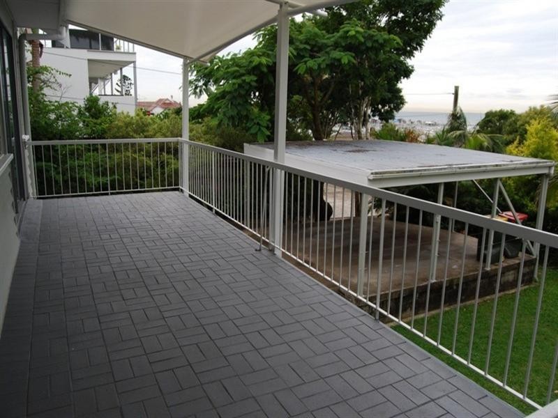 110 Oceana Terrace, Manly QLD 4179