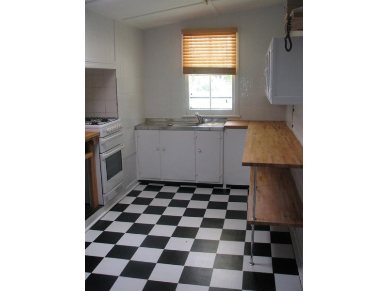 76 Cedar Street, Wynnum QLD 4178