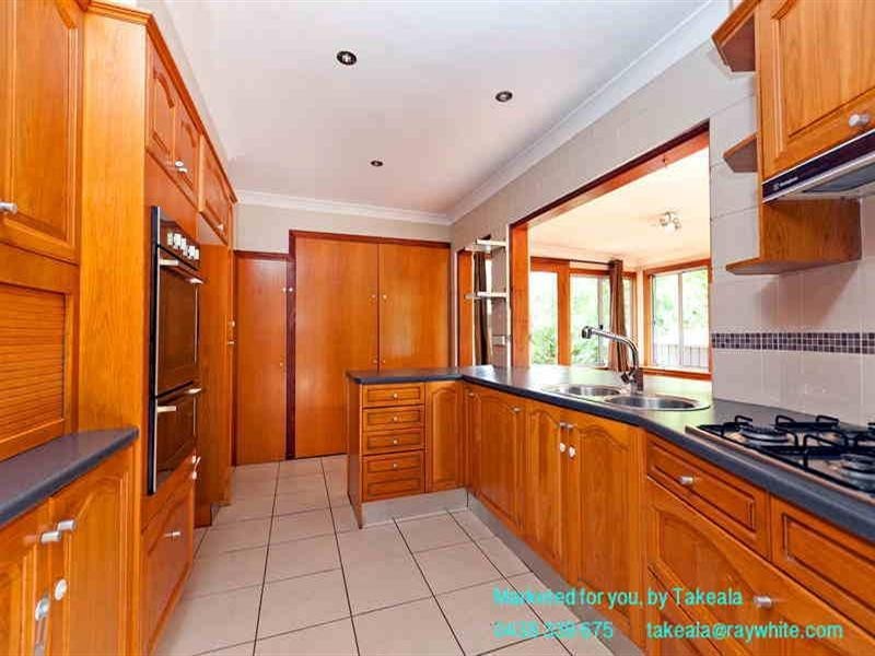 6 Coolcrest Street, Wynnum QLD 4178