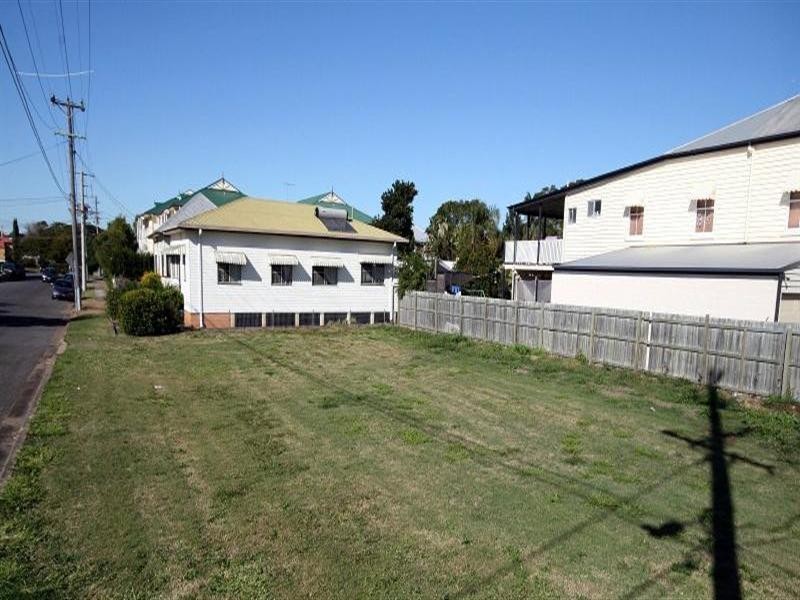 46 Alkoomie Street, Wynnum QLD 4178