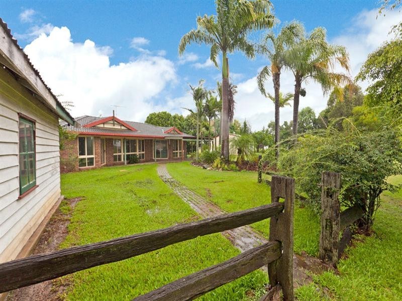 101 Kianawah Road, Wynnum West QLD 4178