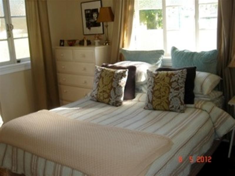 12 Ingleston Street, Wynnum West QLD 4178