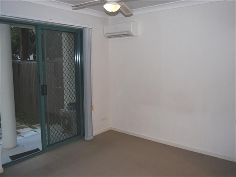 1/32 Pashen Street, Morningside QLD 4170