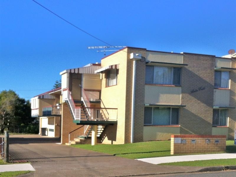 Unit 4, 28 Edith Street, Wynnum QLD 4178