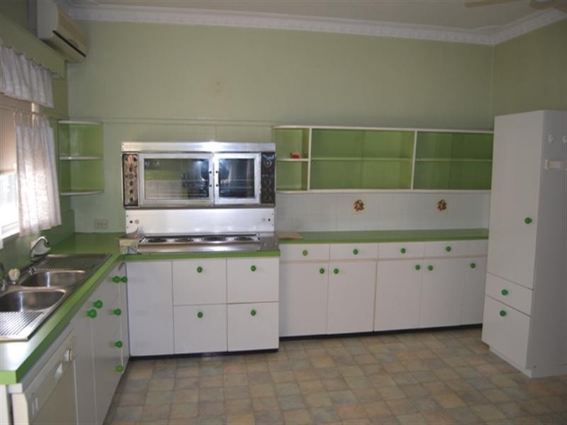 2328 Wynnum Road, Wynnum QLD 4178