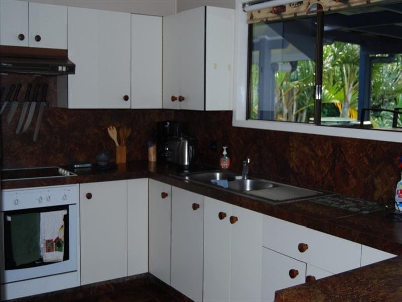 67 Roseneath Parade, Wynnum West QLD 4178