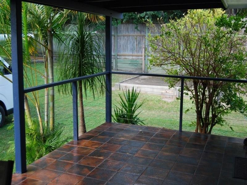 67 Roseneath Parade, Wynnum West QLD 4178