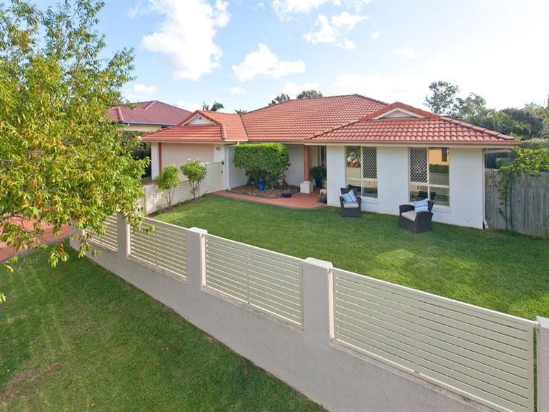 42 Lockwood Crescent, Manly West QLD 4179