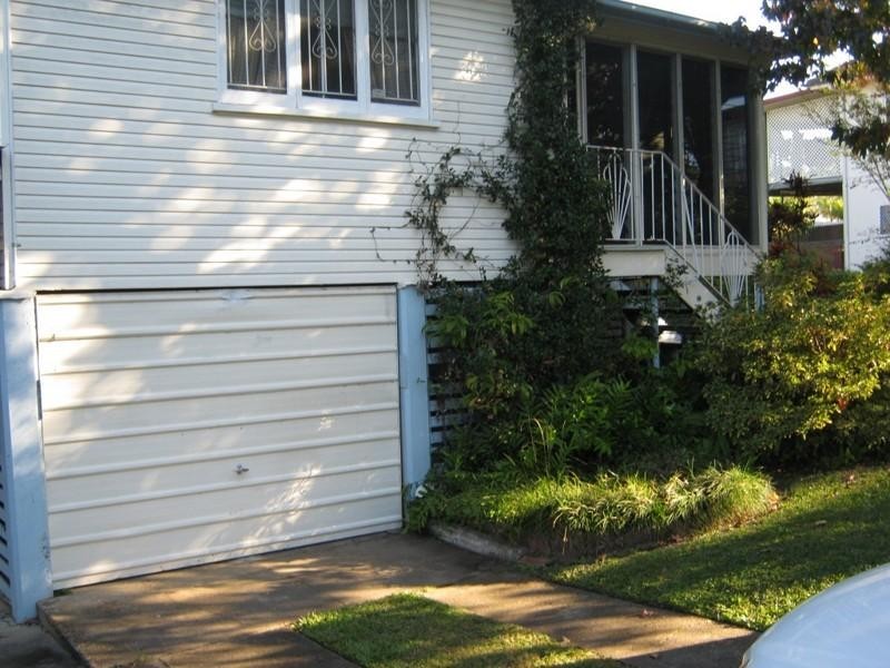 112 Sandy Camp Road, Wynnum West QLD 4178