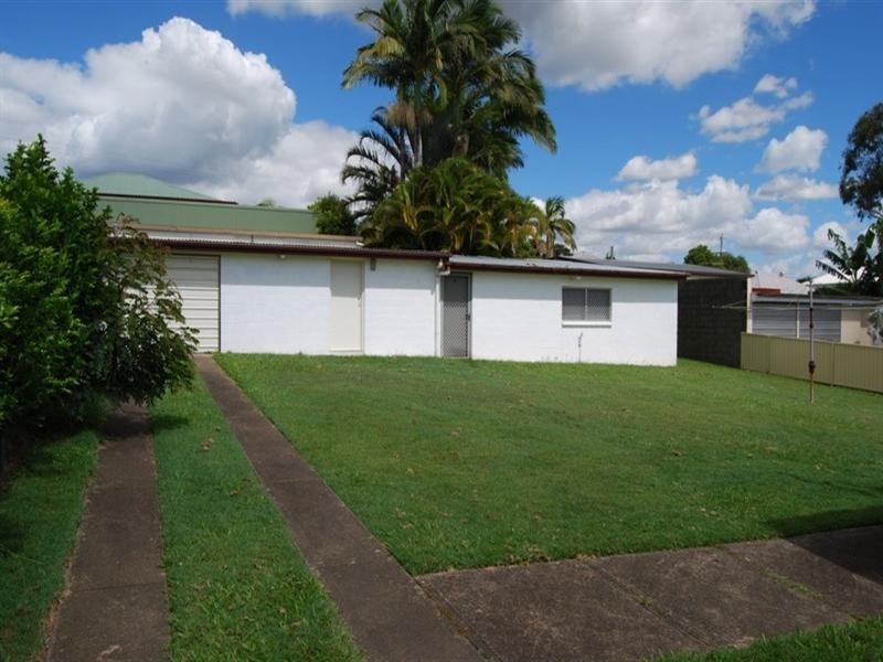 16 Radius Street, Wynnum QLD 4178