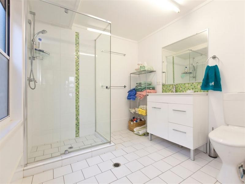 19 Pansy Street, Wynnum QLD 4178