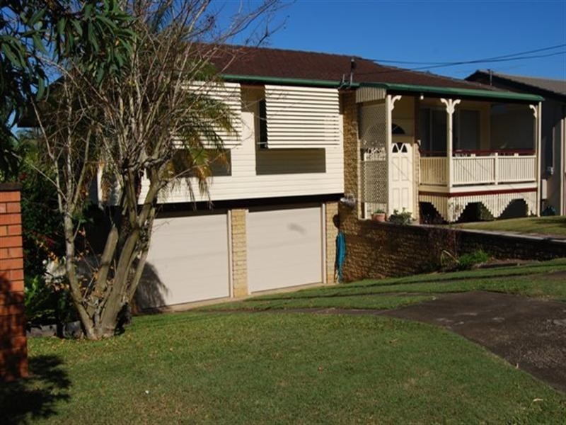 14 Leadale Street, Wynnum West QLD 4178