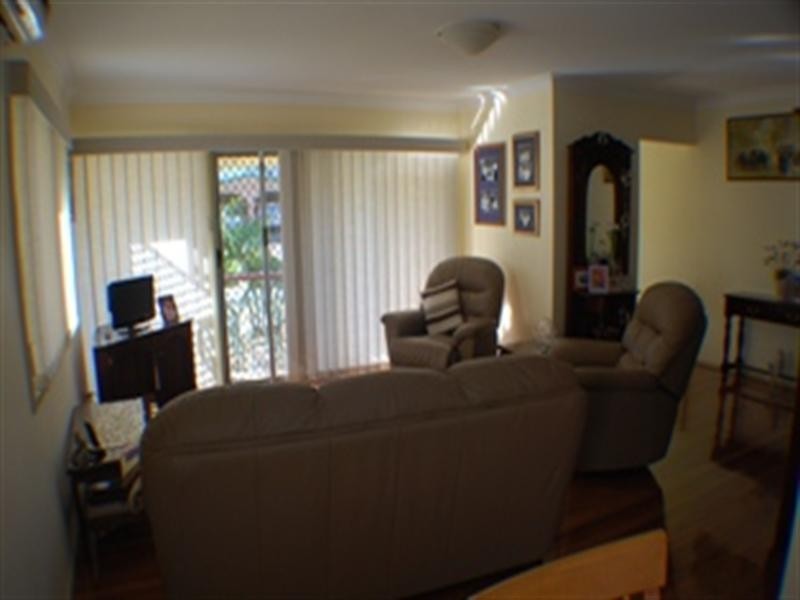 14 Leadale Street, Wynnum West QLD 4178