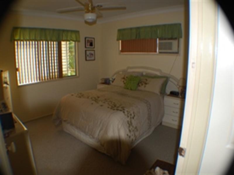 14 Leadale Street, Wynnum West QLD 4178