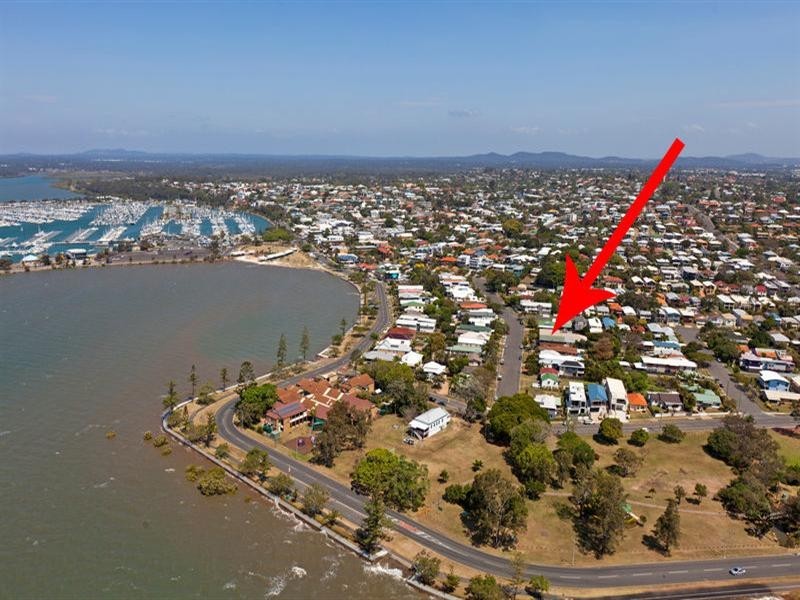 23 Stewart Parade, Manly QLD 4179