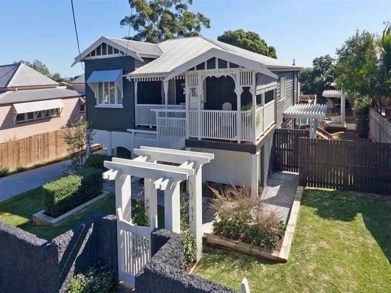 111 Cedar Street, Wynnum QLD 4178