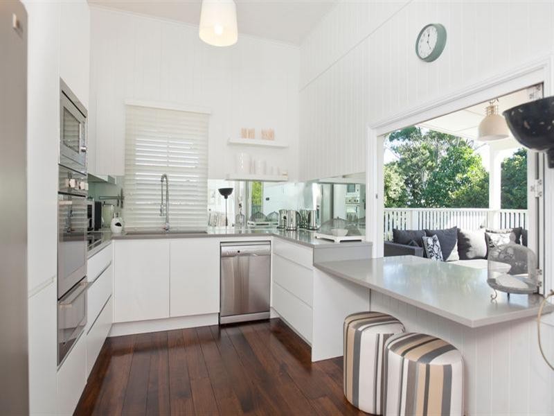 111 Cedar Street, Wynnum QLD 4178