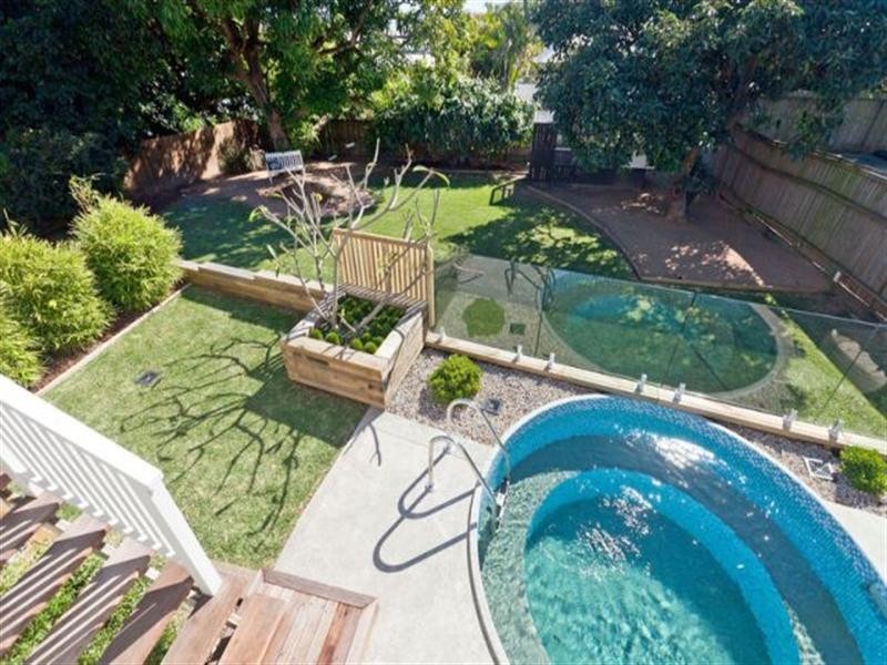 111 Cedar Street, Wynnum QLD 4178