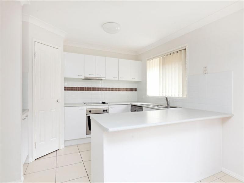 6 Tallis Street, Wakerley QLD 4154