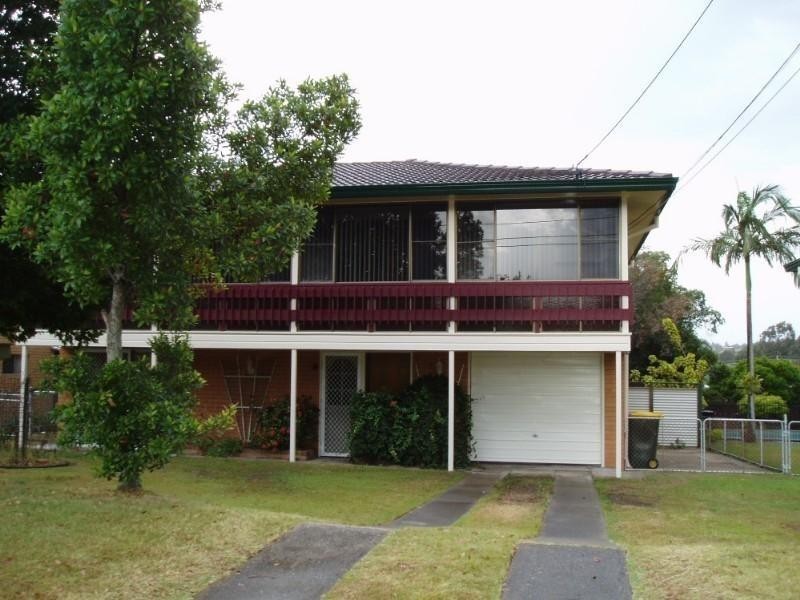 52 Brockworth Street, Wynnum QLD 4178