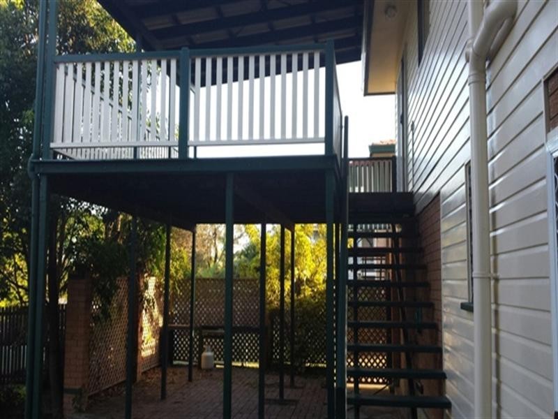 52 Brockworth Street, Wynnum QLD 4178