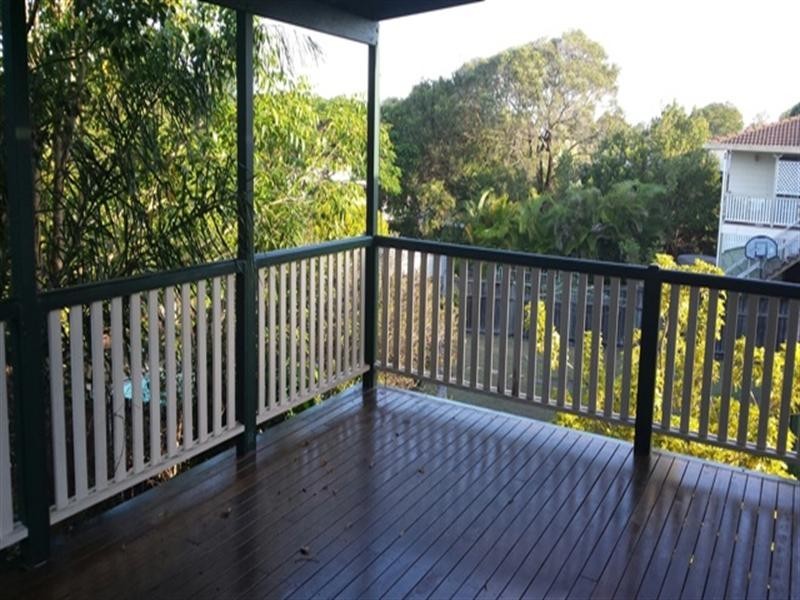 52 Brockworth Street, Wynnum QLD 4178
