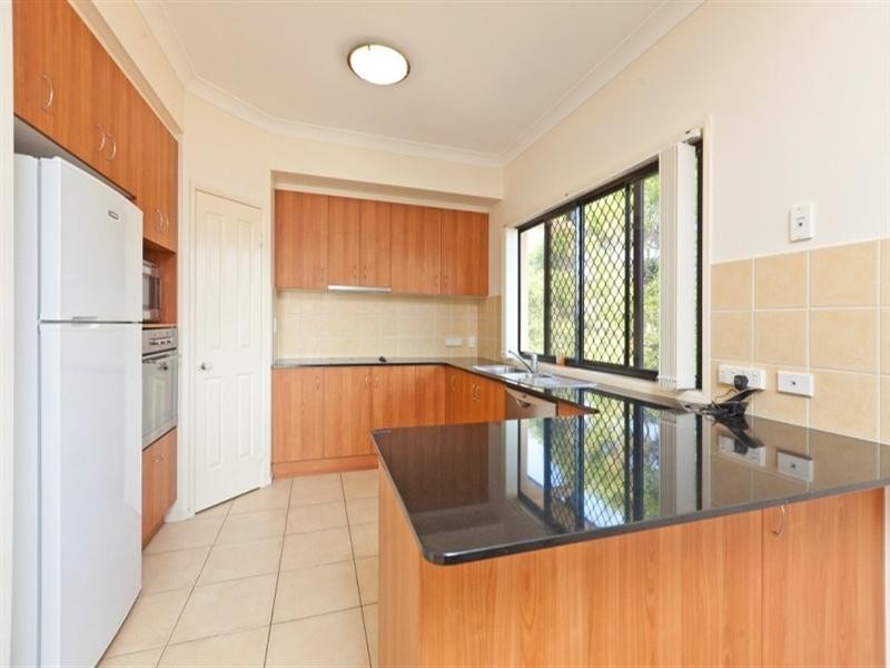 7 Summit Place, Wynnum West QLD 4178