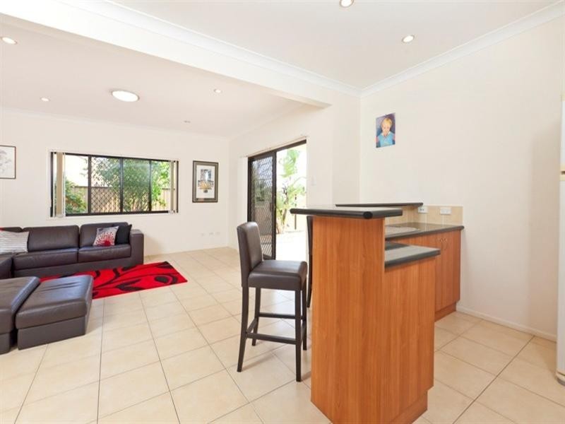 7 Summit Place, Wynnum West QLD 4178