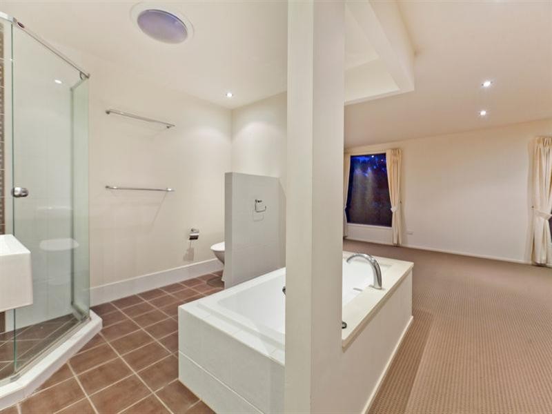 48 St Catherines Terrace, Wynnum QLD 4178