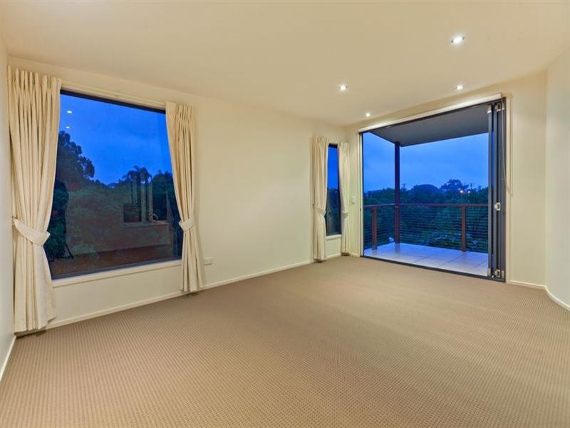 48 St Catherines Terrace, Wynnum QLD 4178