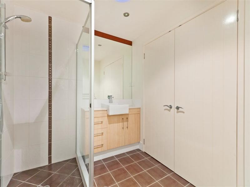 48 St Catherines Terrace, Wynnum QLD 4178