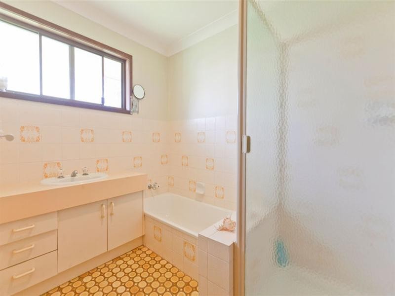 46 Graduate Street, Manly West QLD 4179