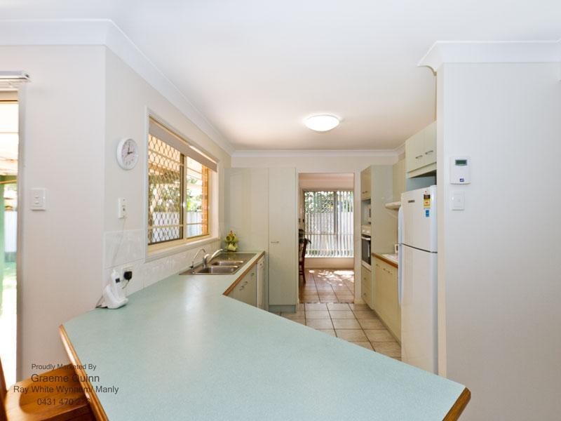 6 Miles Crescent, Manly West QLD 4179