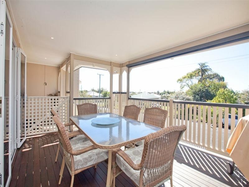 65 Seaford Street, Wynnum QLD 4178