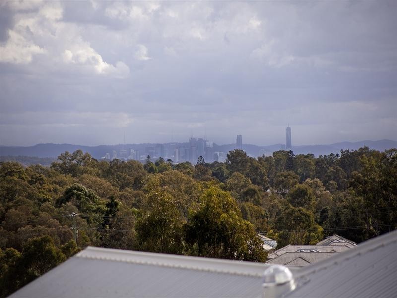 14 Whatmore Place, Manly West QLD 4179