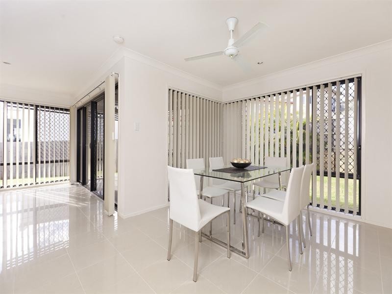 14 Whatmore Place, Manly West QLD 4179