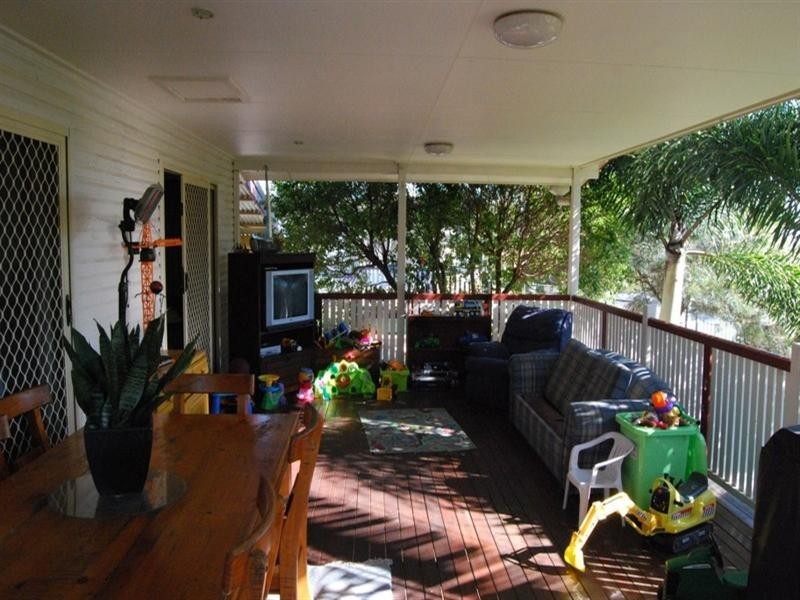 73 Stannard Road, Manly QLD 4179